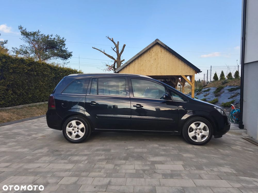 Opel Zafira - 4