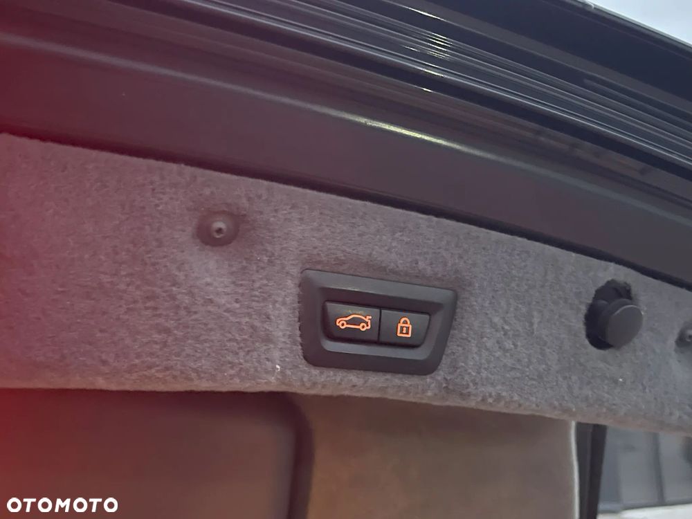 BMW Seria 7 ActiveHybrid L - 16