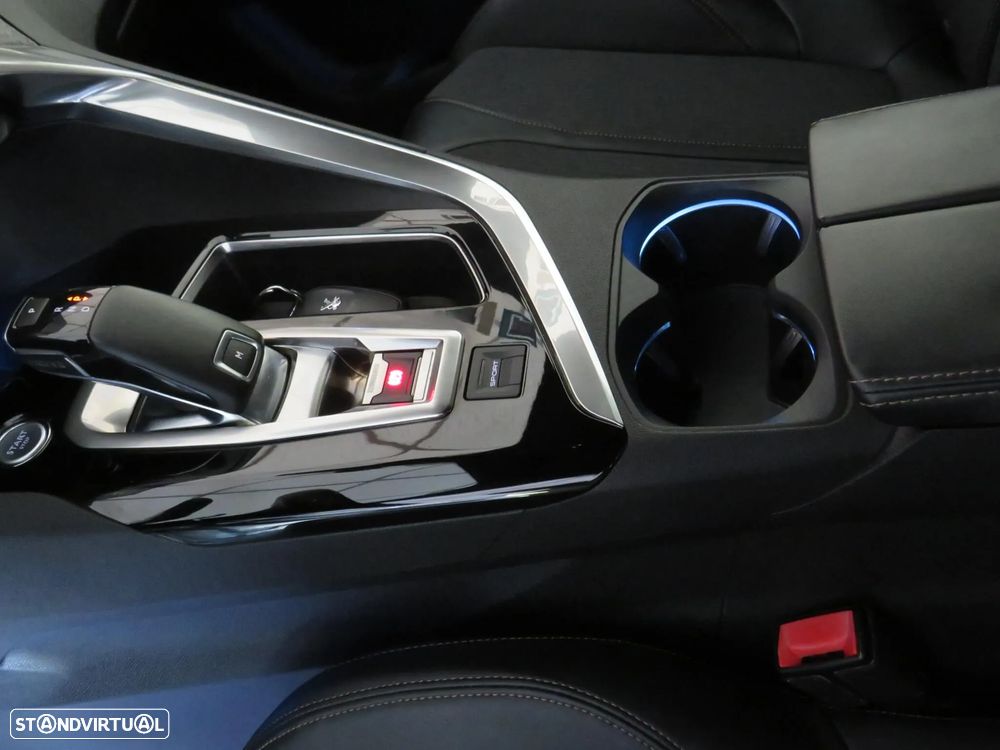 Peugeot 3008 1.6 BlueHDi GT Line EAT6 - 11