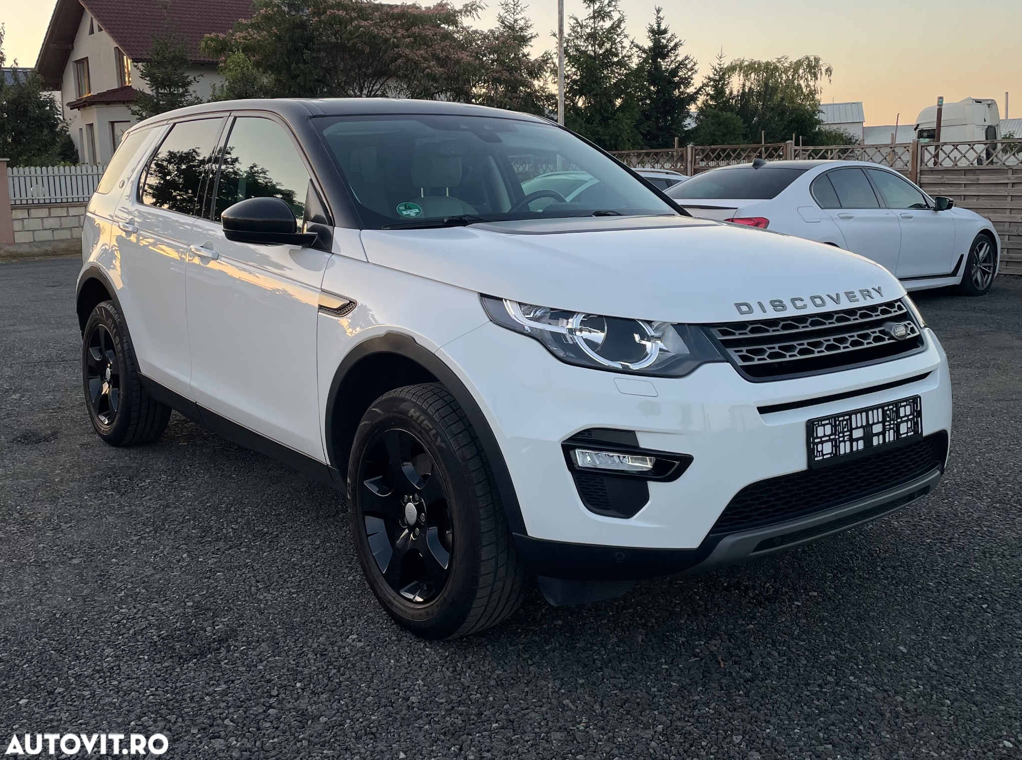 Land Rover Discovery Sport 2.0 l TD4 HSE - 10