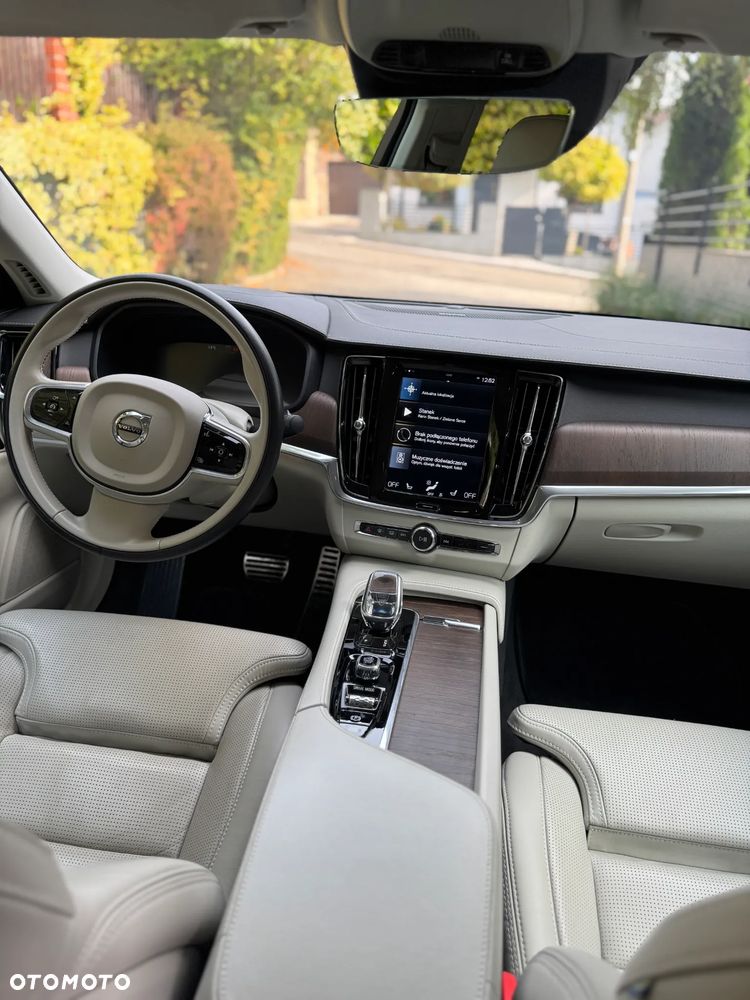 Volvo S90 - 19