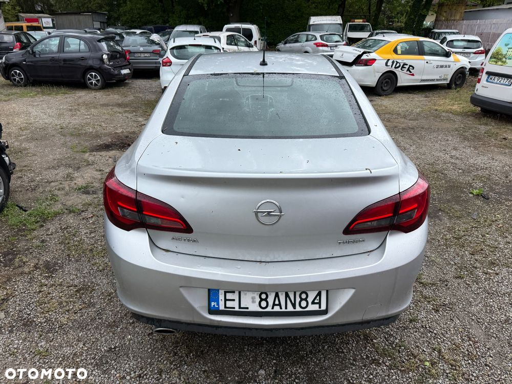 Opel Astra 1.4 T Business EU6 - 3