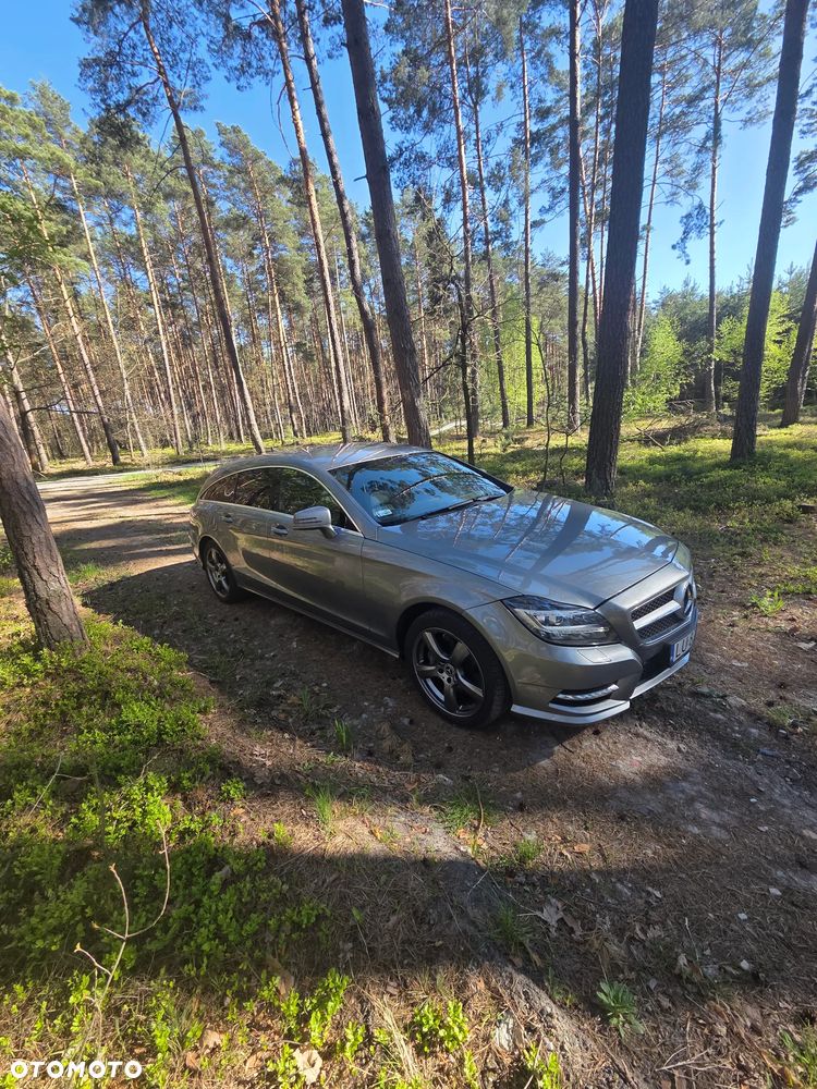 Mercedes-Benz CLS 350 CDI 4-Matic BlueEff - 2