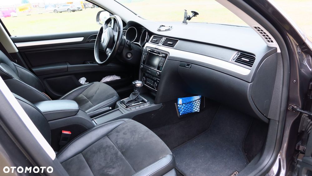 Skoda Superb 2.0 TDI Platinum DSG - 12