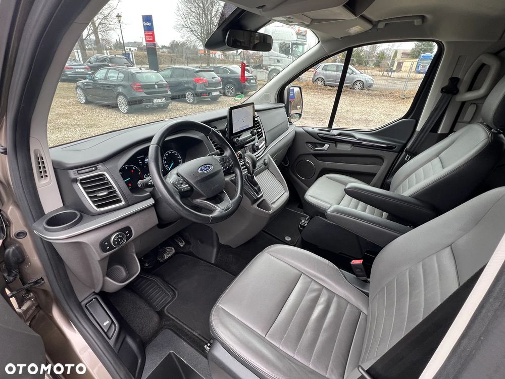 Ford Tourneo Custom 320 L1H1 VA Autm Titanium X - 14