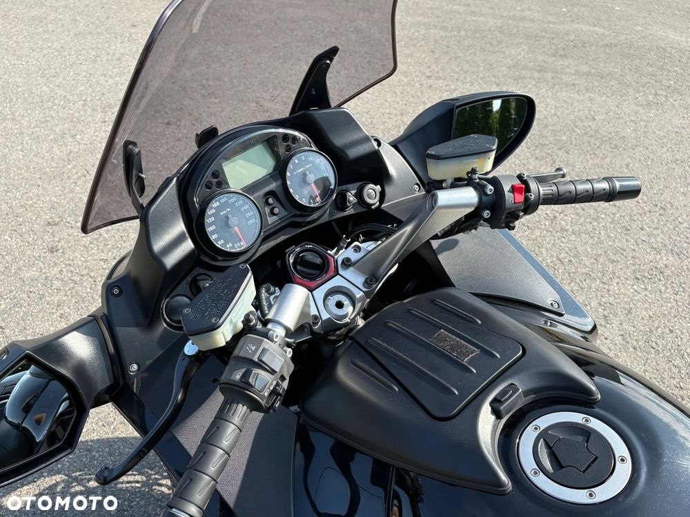 Kawasaki GTR - 13