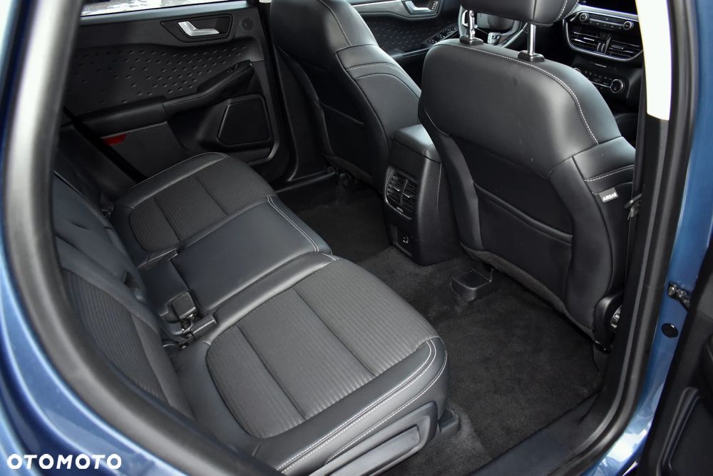 Ford Kuga 2.0 EcoBlue 4x4 TITANIUM X - 36