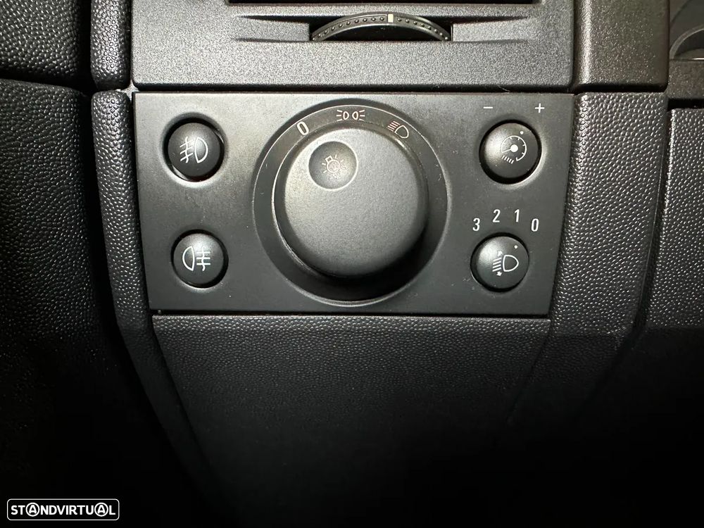 Opel Meriva 1.3 CDTi Enjoy ecoFLEX - 24
