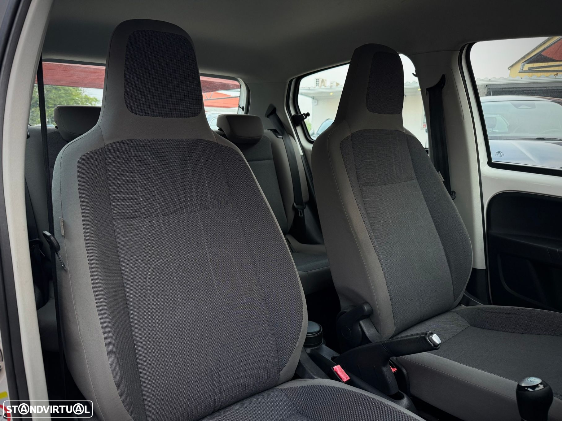 VW Up! - 7