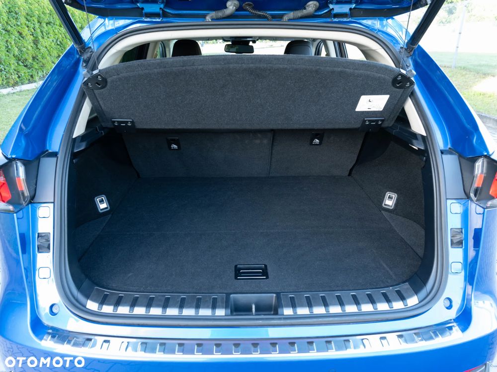 Lexus NX 300h Comfort AWD - 14