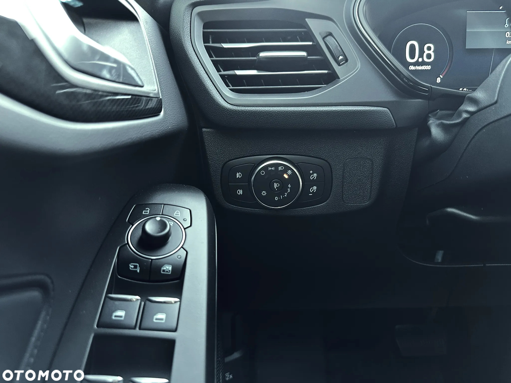 Ford Focus - 24