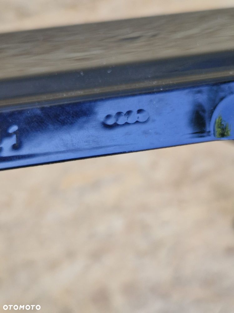 AUDI A4 B9 LIFT BŁOTNIK PRAWY PRZÓD - 11