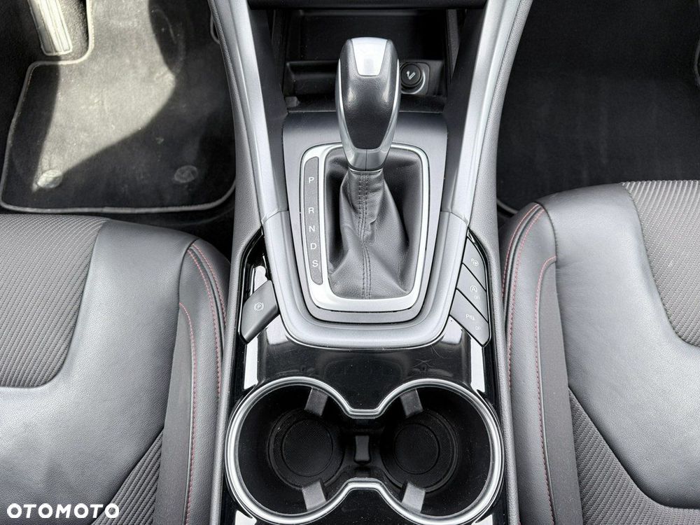 Ford Mondeo 2.0 EcoBoost ST-Line - 27