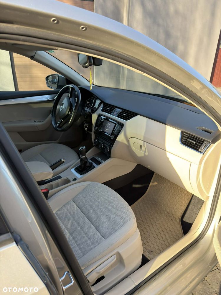 Skoda Octavia 2.0 TDI Edition - 4