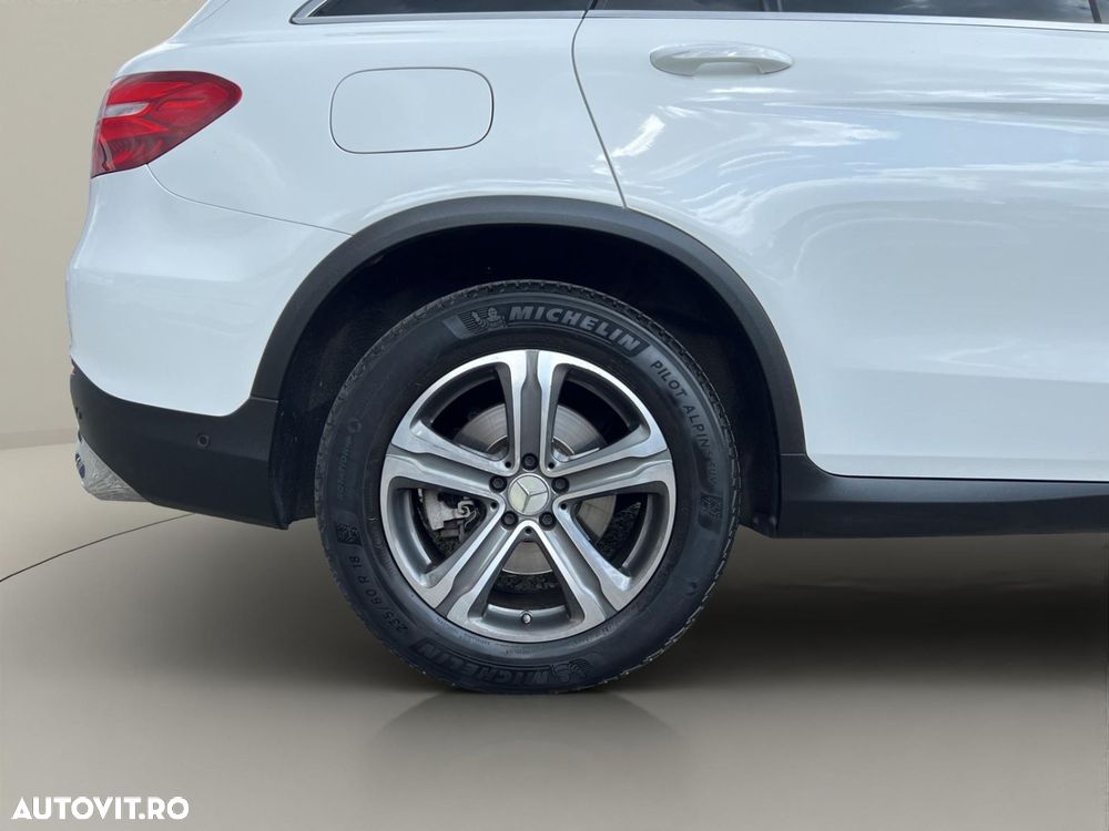 Mercedes-Benz GLC 250 d 4MATIC 9G-TRONIC - 36
