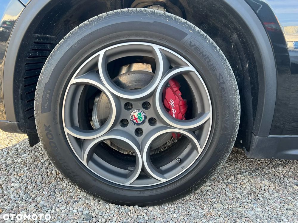 Alfa Romeo Stelvio 2.2 JTDM Executive Q4 - 27