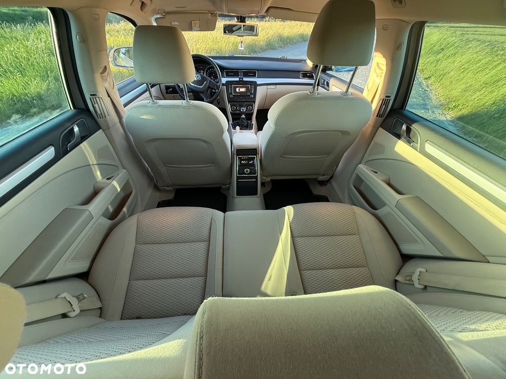 Skoda Superb 2.0 TDI Active - 4