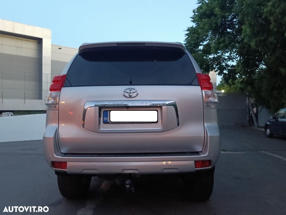 Toyota Land Cruiser 3.0l Turbo D-4D Aut. AVS Luxury - 4