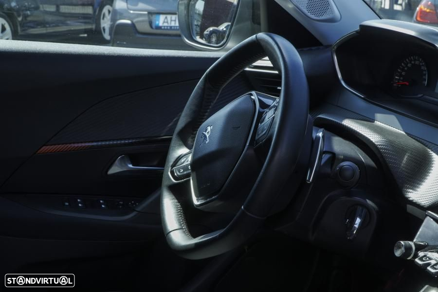 Peugeot 2008 1.2 PureTech Active Pack EAT8 - 9