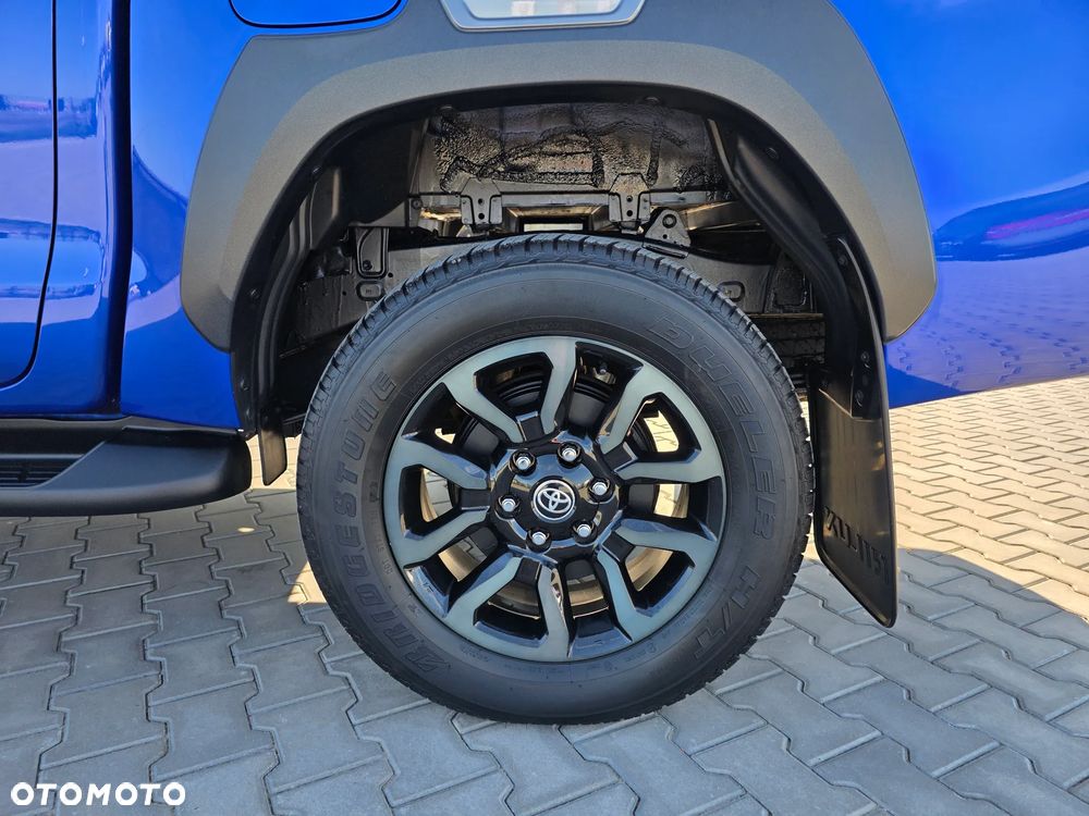 Toyota Hilux 2.8 D-4D Double Cab Invincible 4x4 - 16