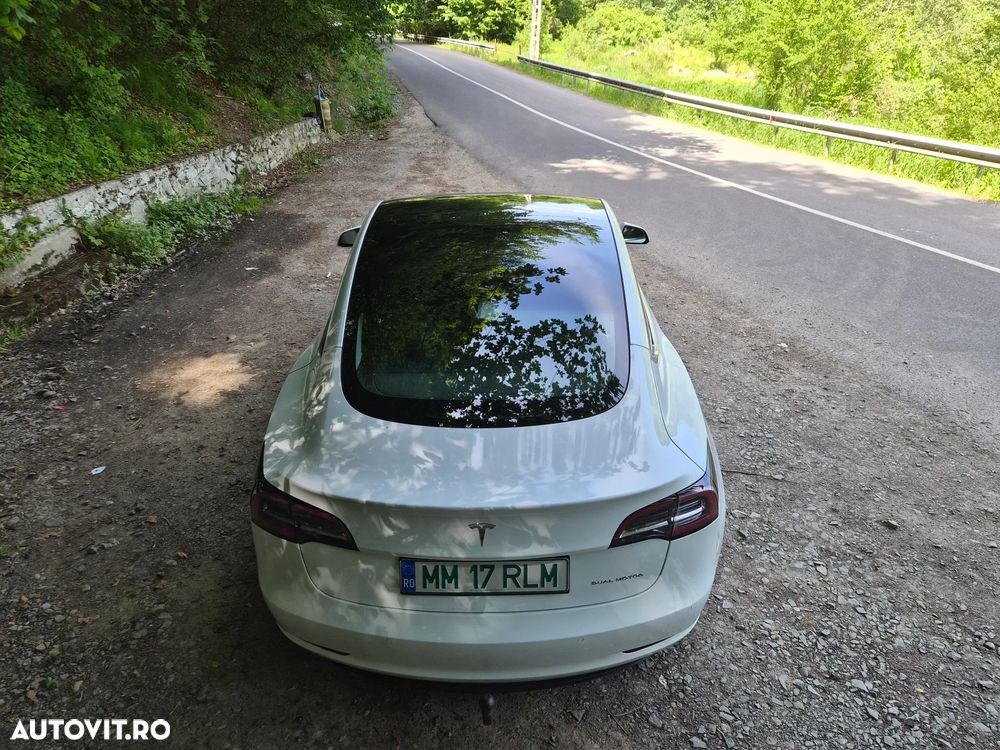 Tesla Model 3 - 29