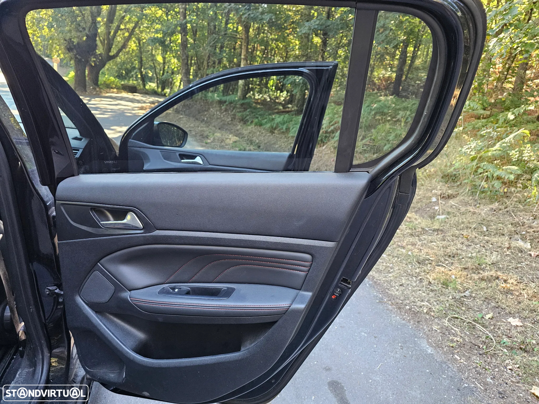Peugeot 308 1.5 BlueHDi GT Line - 17