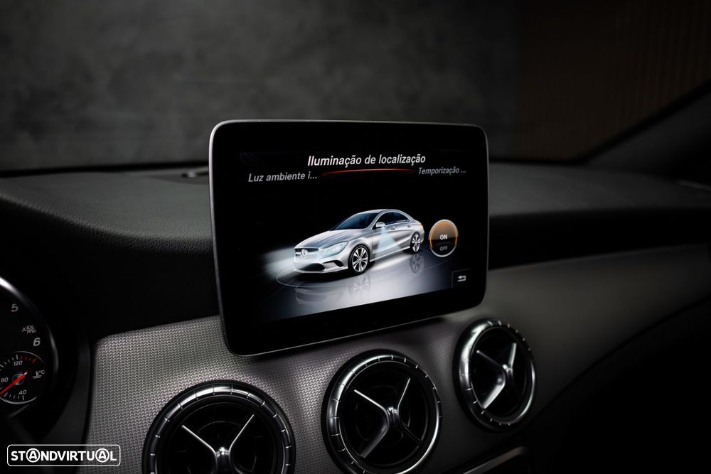 Mercedes-Benz CLA 180 d Urban - 50