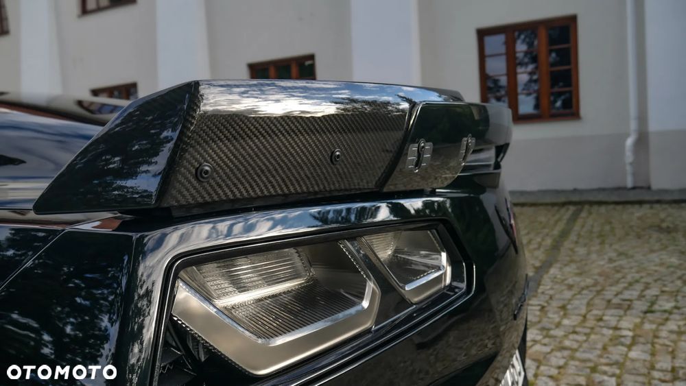 Chevrolet Corvette - 11