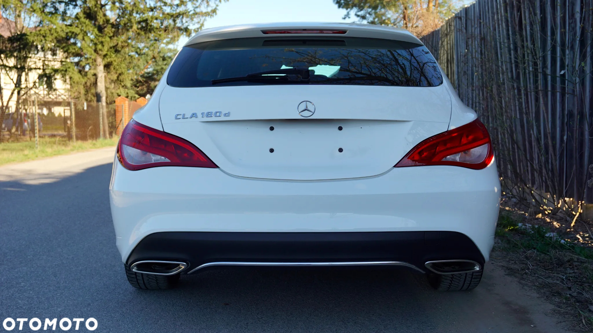 Mercedes-Benz CLA 180 d 7G-DCT - 21