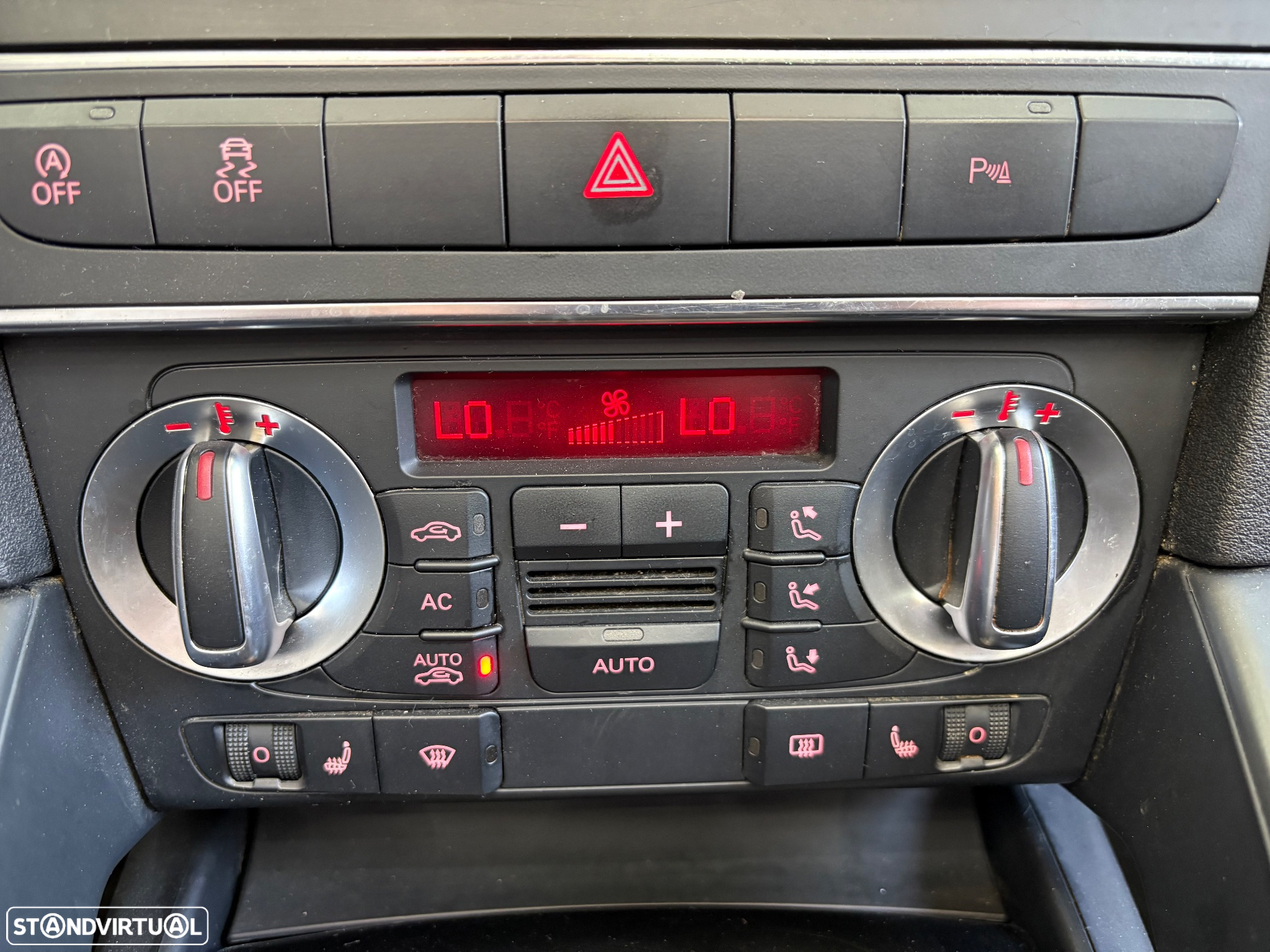 Audi A3 Cabrio 1.6 TDi S-line - 43