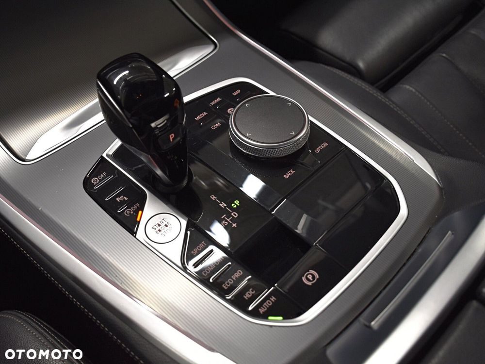 BMW X5 xDrive25d - 17