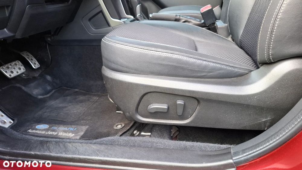 Subaru Forester 2.0 XT Platinum Lineartronic - 22