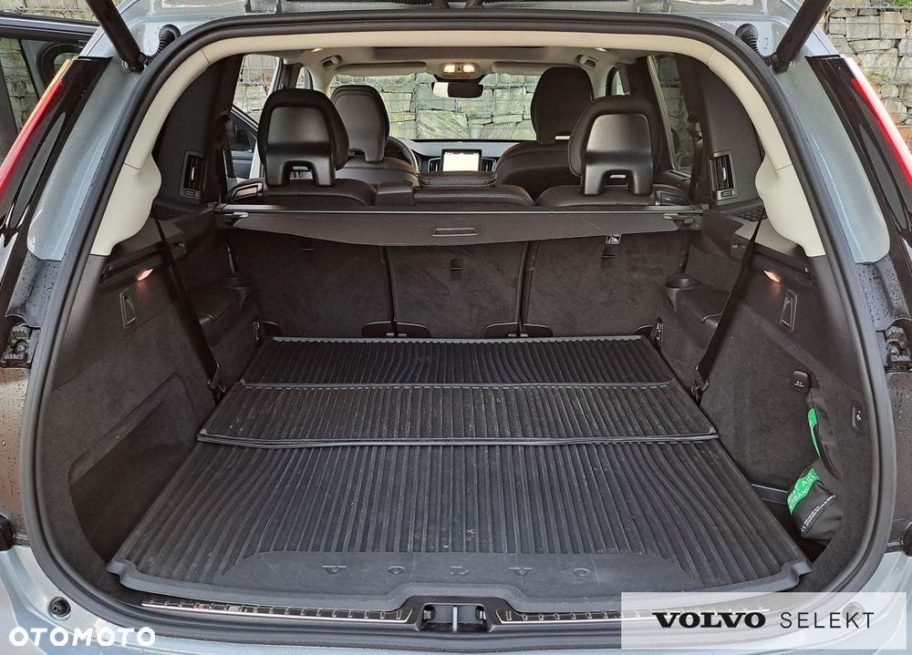 Volvo XC 90 - 33