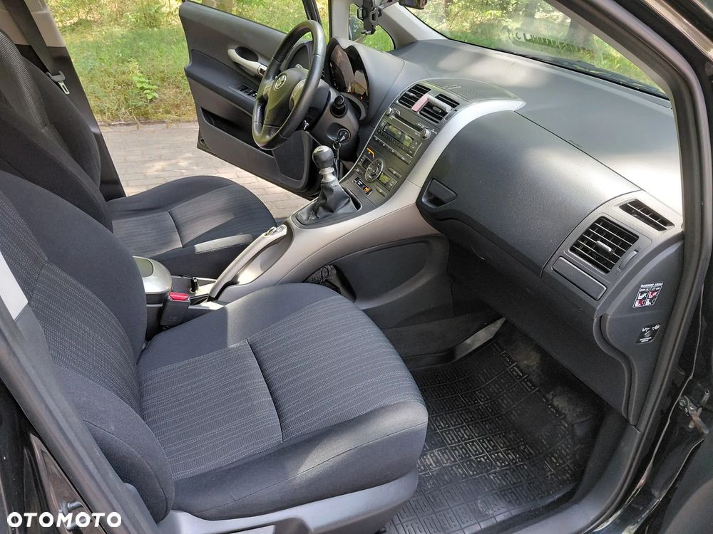 Toyota Auris 2.0 D-4D - 15