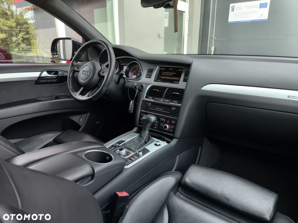 Audi Q7 - 12