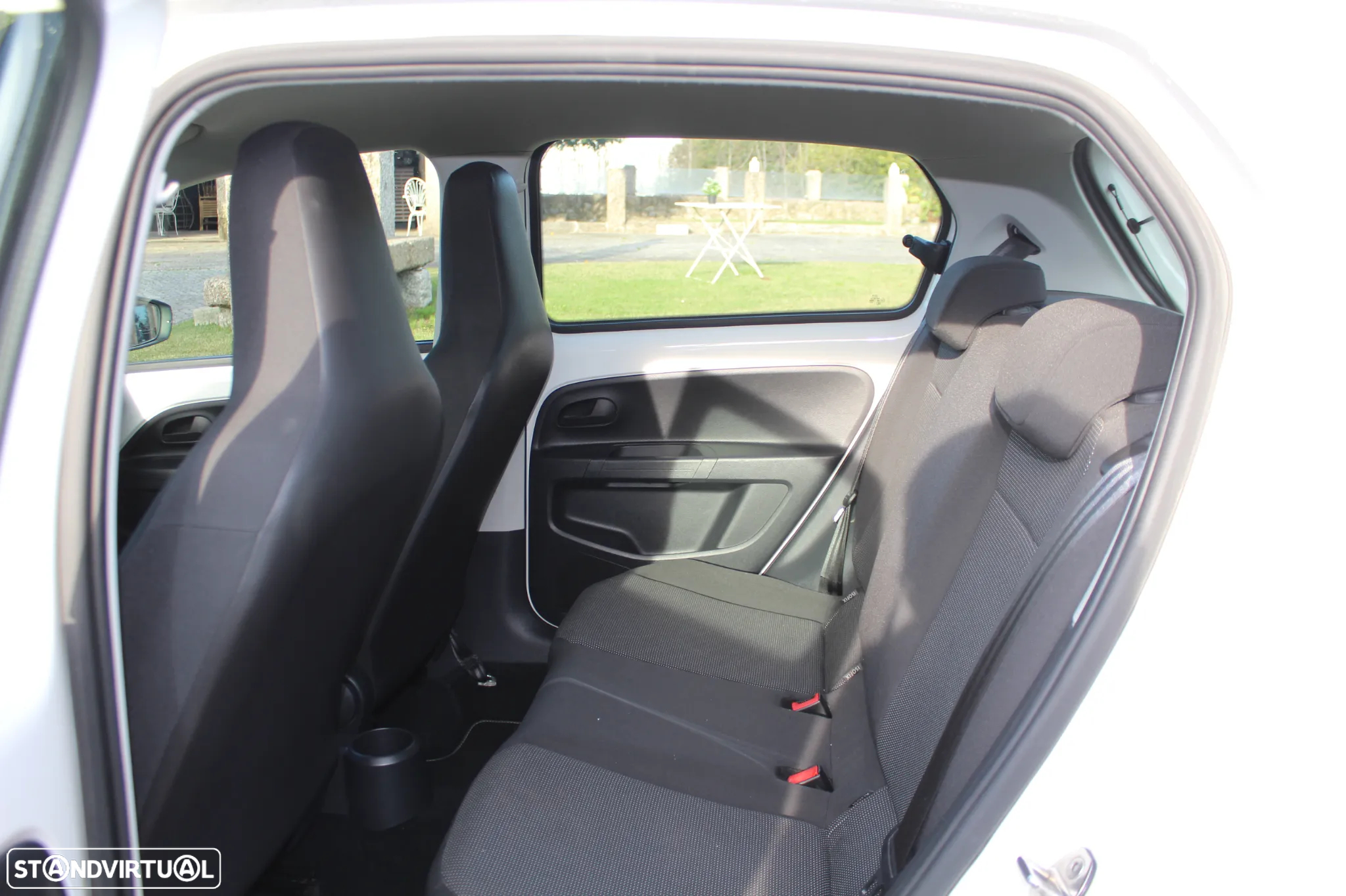 VW Up! 1.0 BMT Move - 19