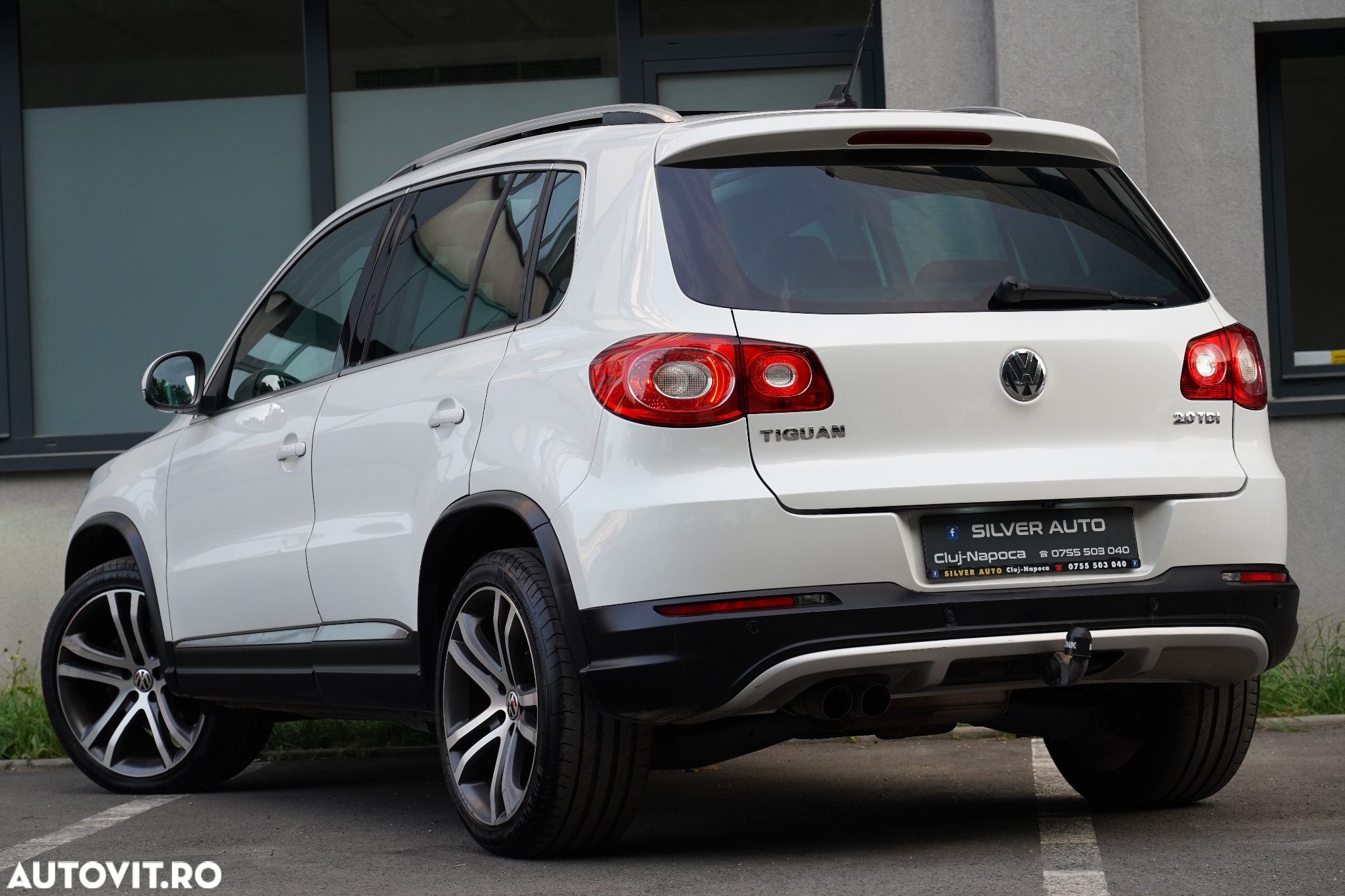 Volkswagen Tiguan 2.0 TDI 4Motion DSG Track & Style - 22