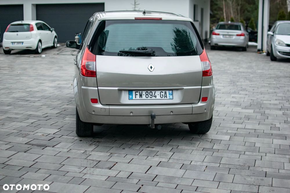 Renault Scenic - 5