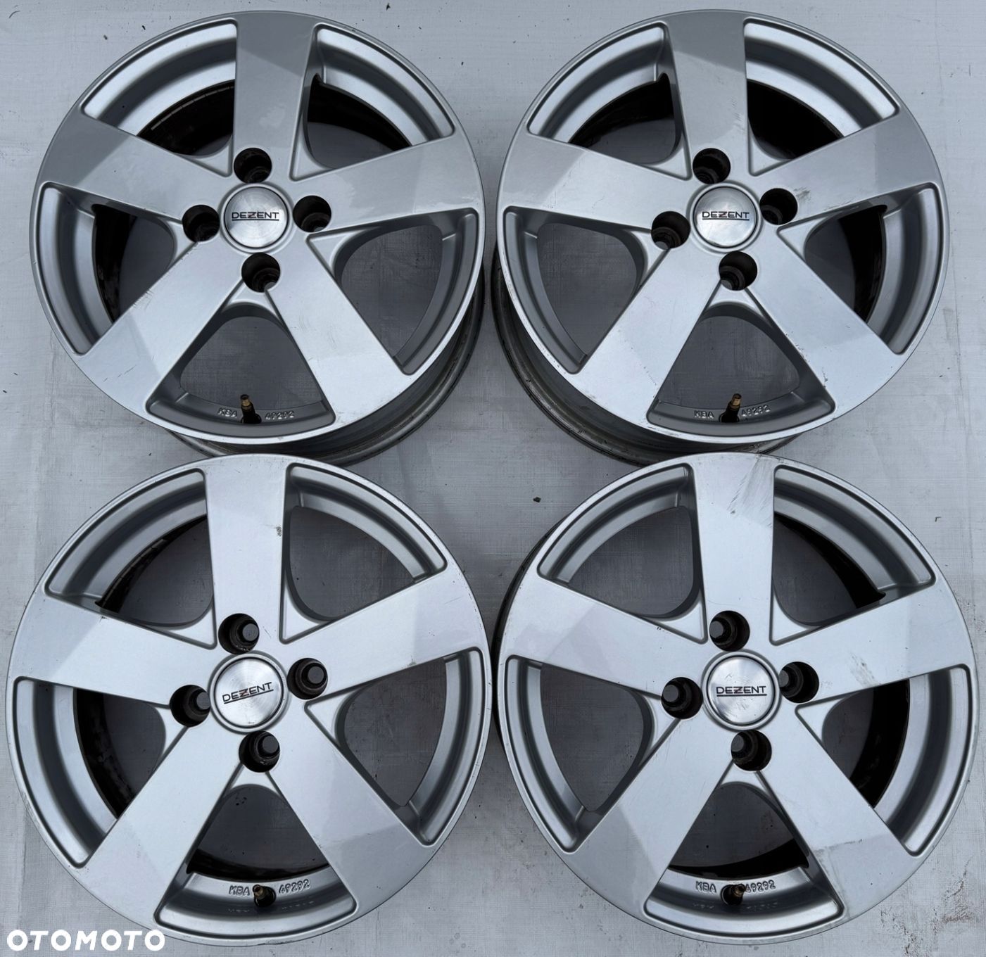 Felgi Dezent Toyota Suzuki Kia 4x100 6J 15" ET47 741 - 1