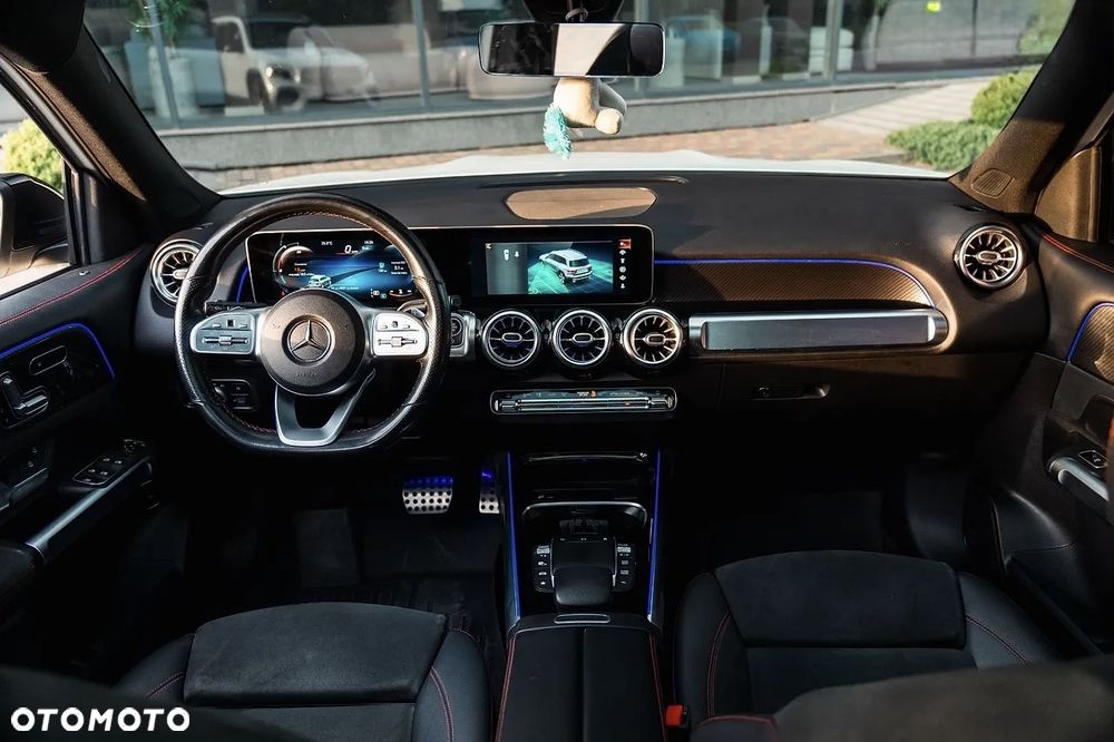 Mercedes-Benz GLB 250 4-Matic AMG Line 8G-DCT - 18