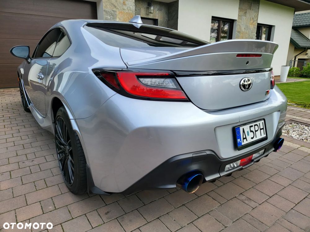 Toyota GR86 2.4 Dynamic - 10