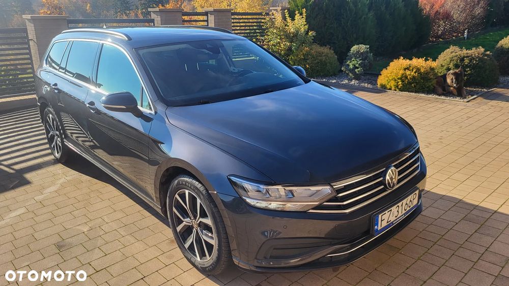 Volkswagen Passat - 3