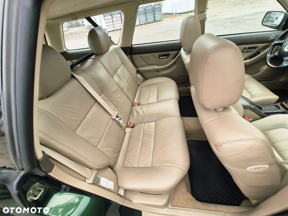 Subaru Outback 3.0 H6 - 15