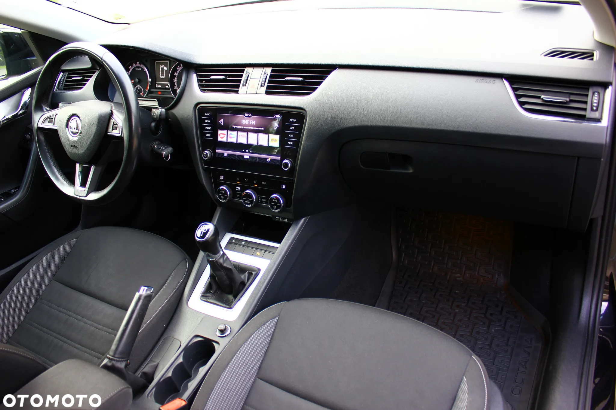 Skoda Octavia 1.6 TDI Ambition - 39