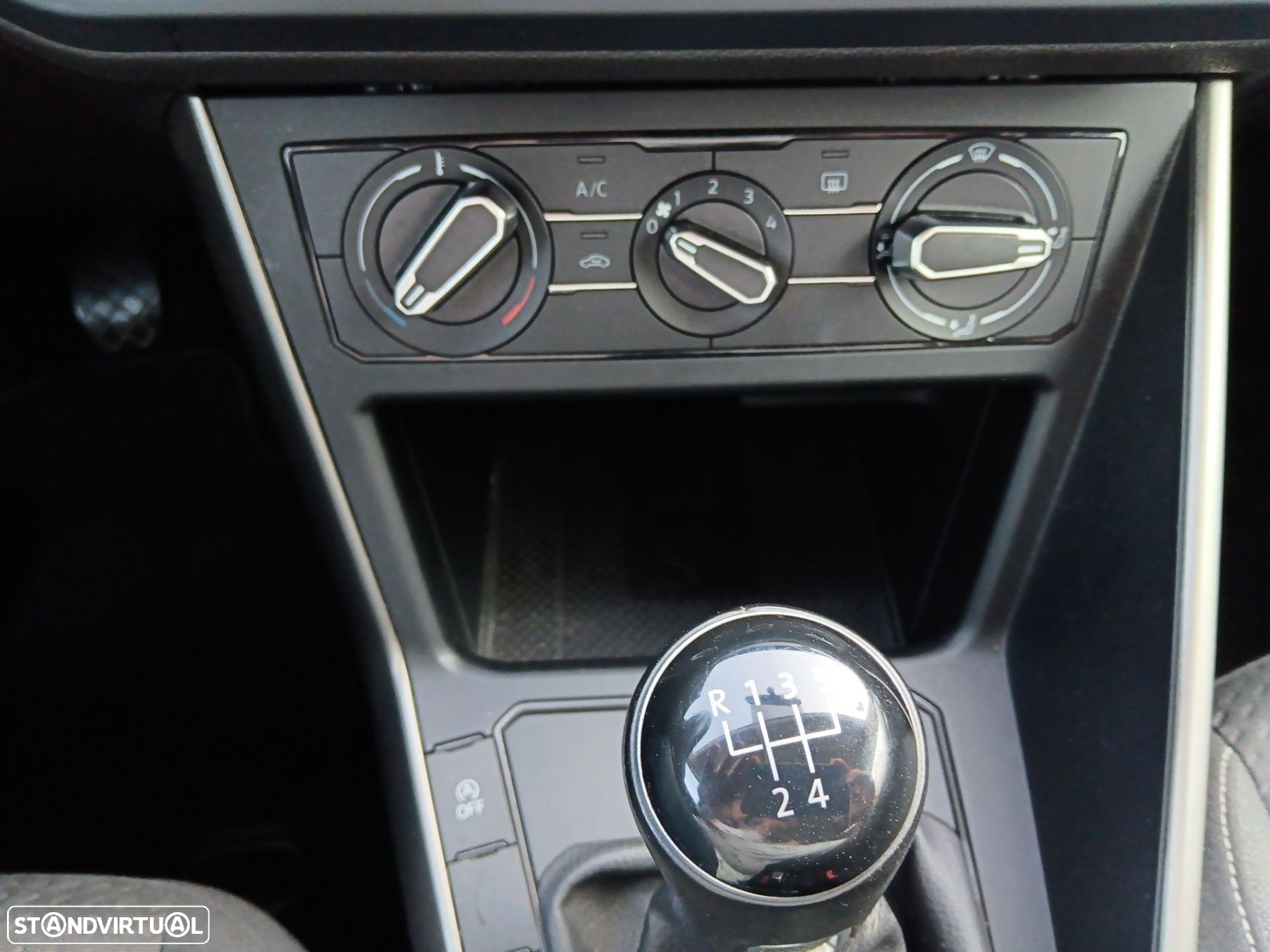 VW Polo 1.6 TDI Confortline - 9
