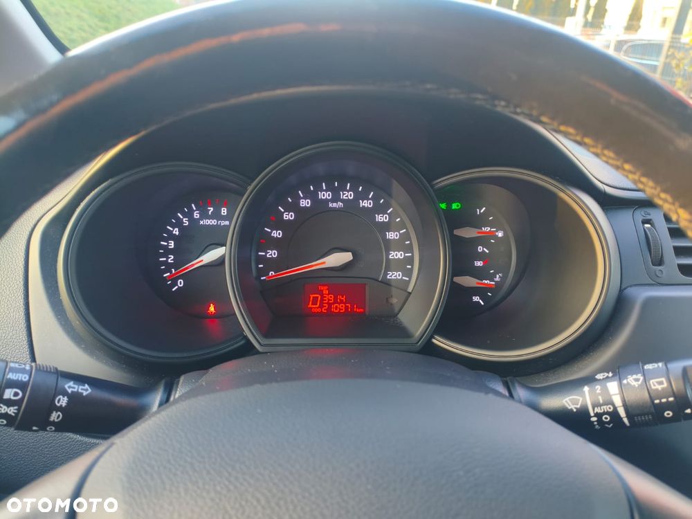 Kia Rio 1.4 Automatik Fifa World Cup Edition - 9