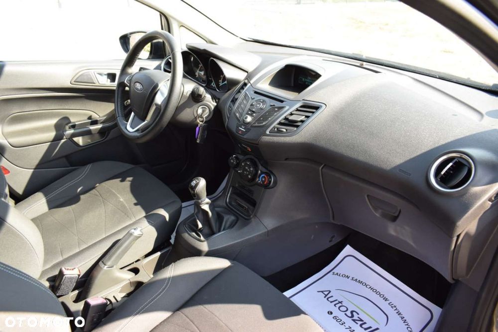 Ford Fiesta - 22