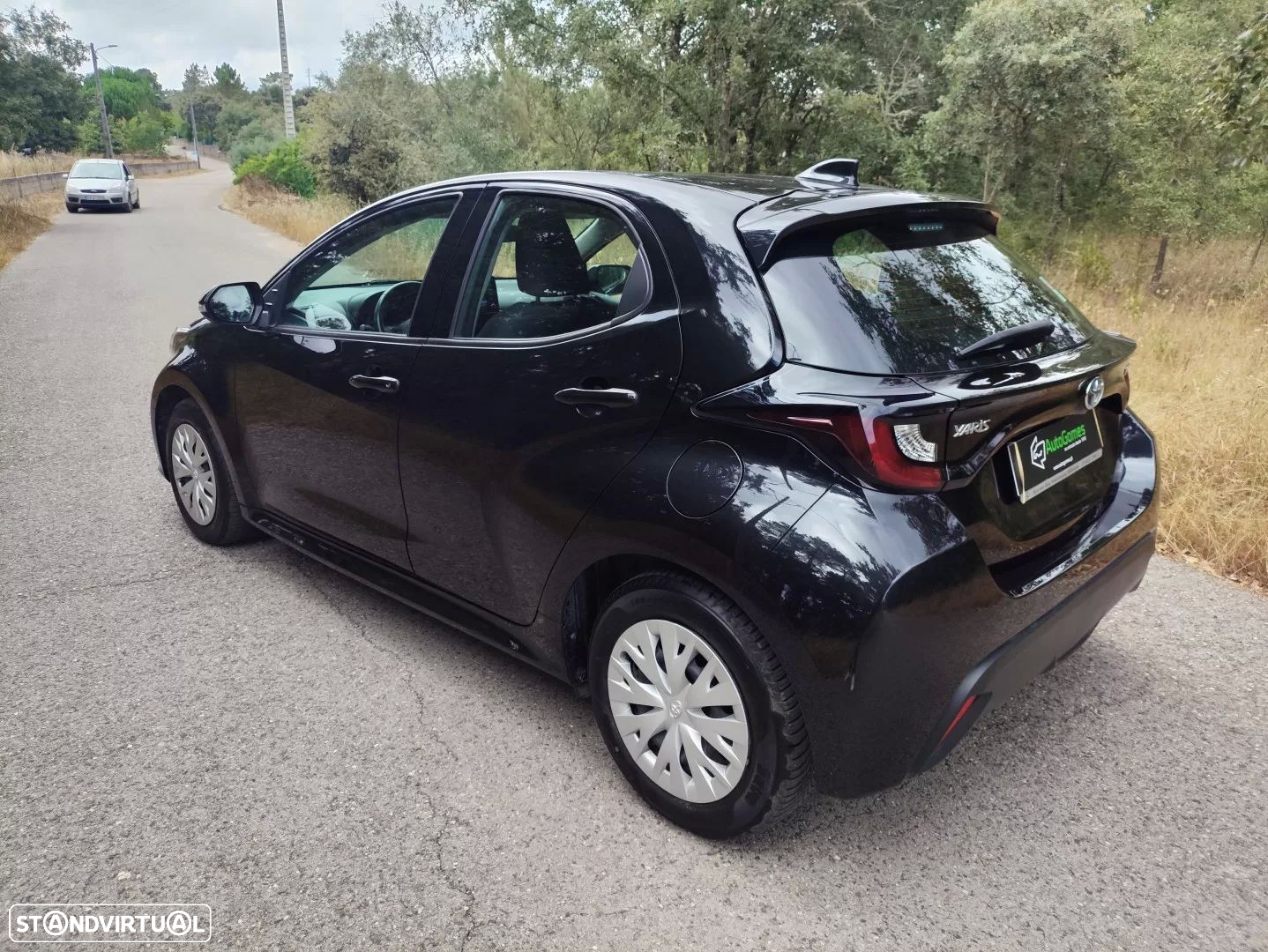 Toyota Yaris 1.5 HDF Comfort Plus - 12