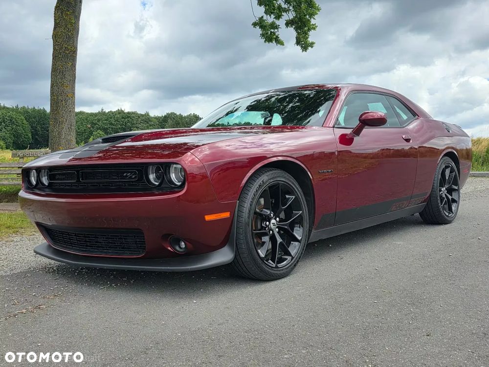 Dodge Challenger 5.7 R/T - 2