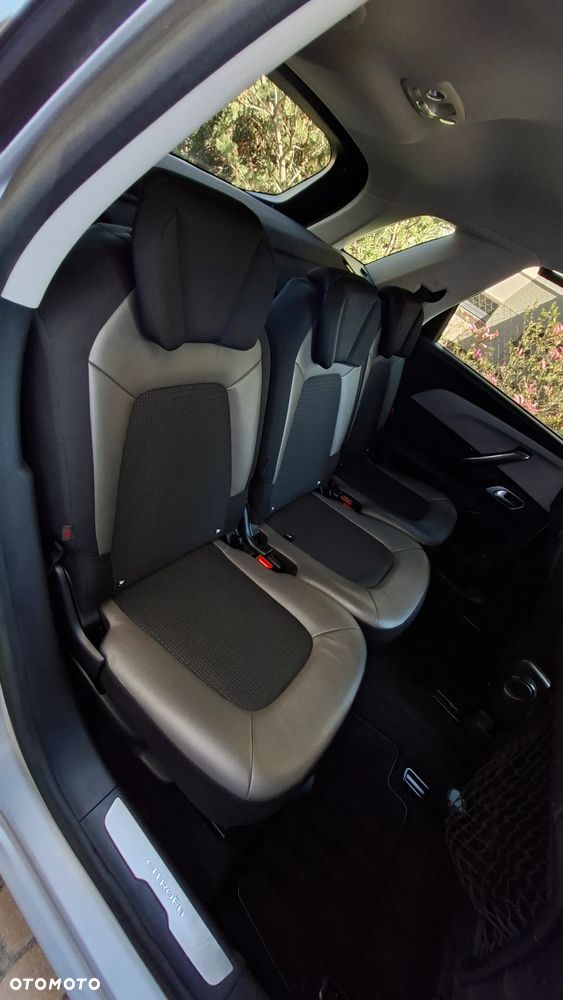 Citroën C4 Picasso e-HDi 115 ETG6 Exclusive - 13